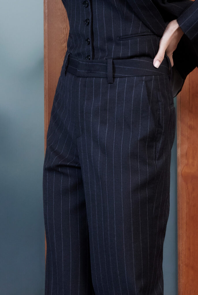 Bordeaux Trouser – Flared trousers in pinstripe25313