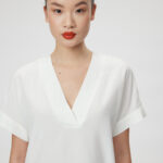 Lecce Blouse – V-neck blouse in white25016