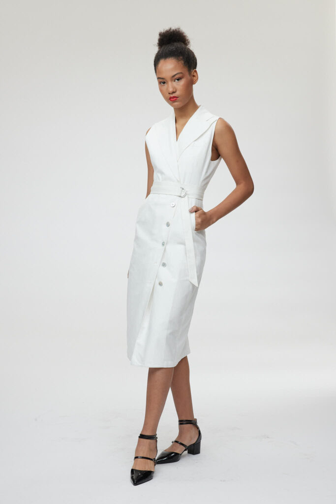 Pavia Dress – Tailored sleeveless dress in white25052
