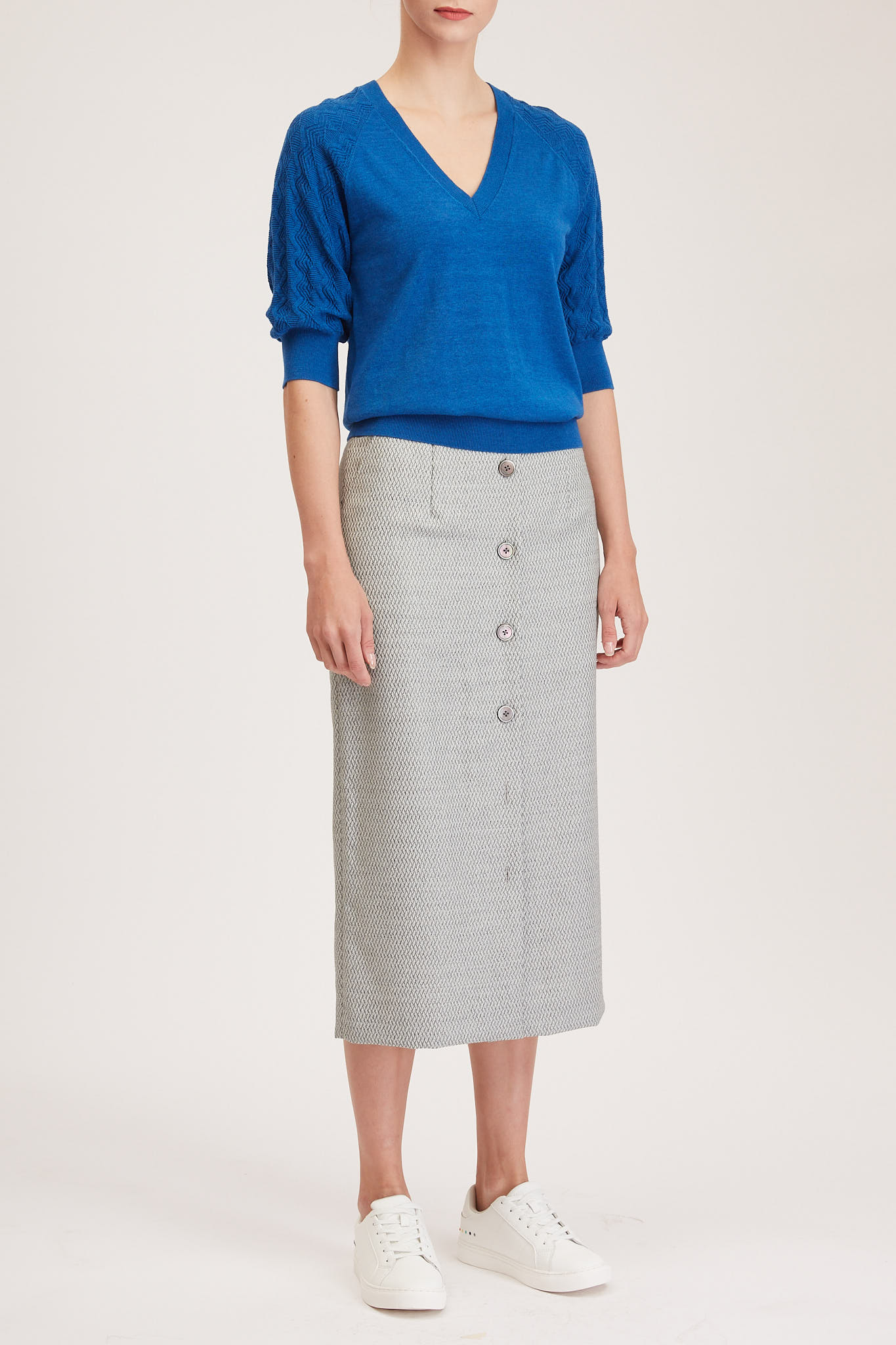Whitby Knit T-Shirt – Plain knit,  V-neck t-shirt in royal blue0