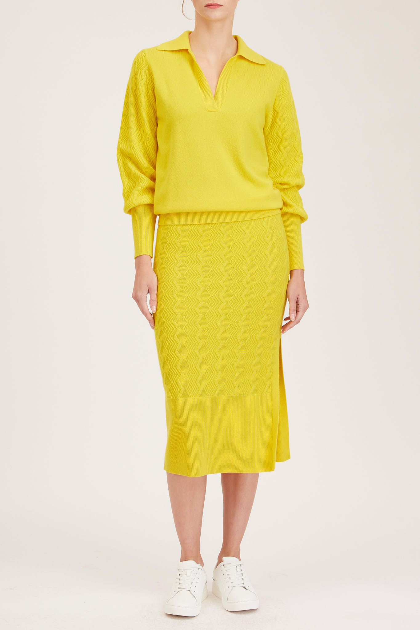 York Top – Open Polo neck loose fit knit sweater in yellow