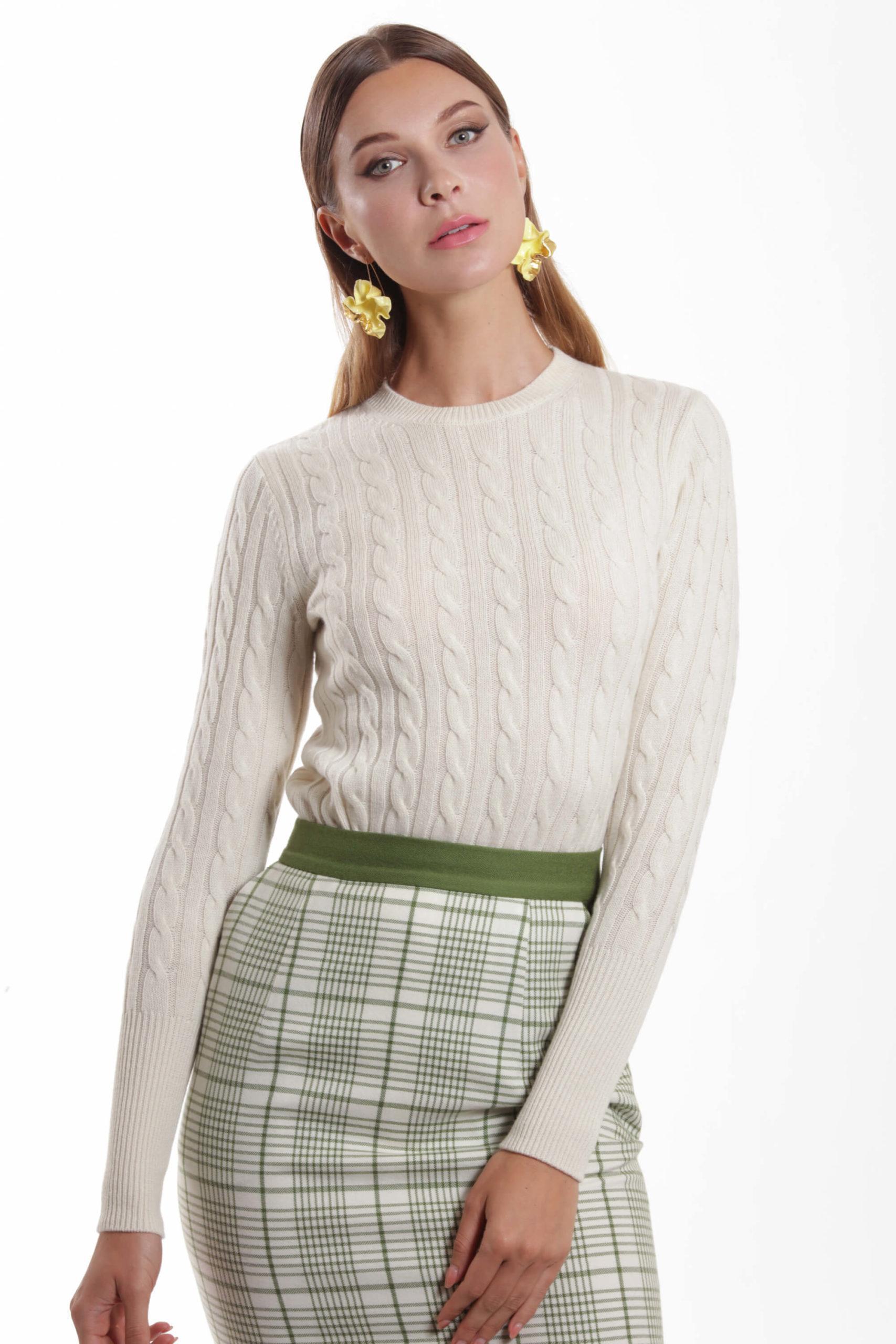 Strasbourg – Cable knit cashmere sweater in white0