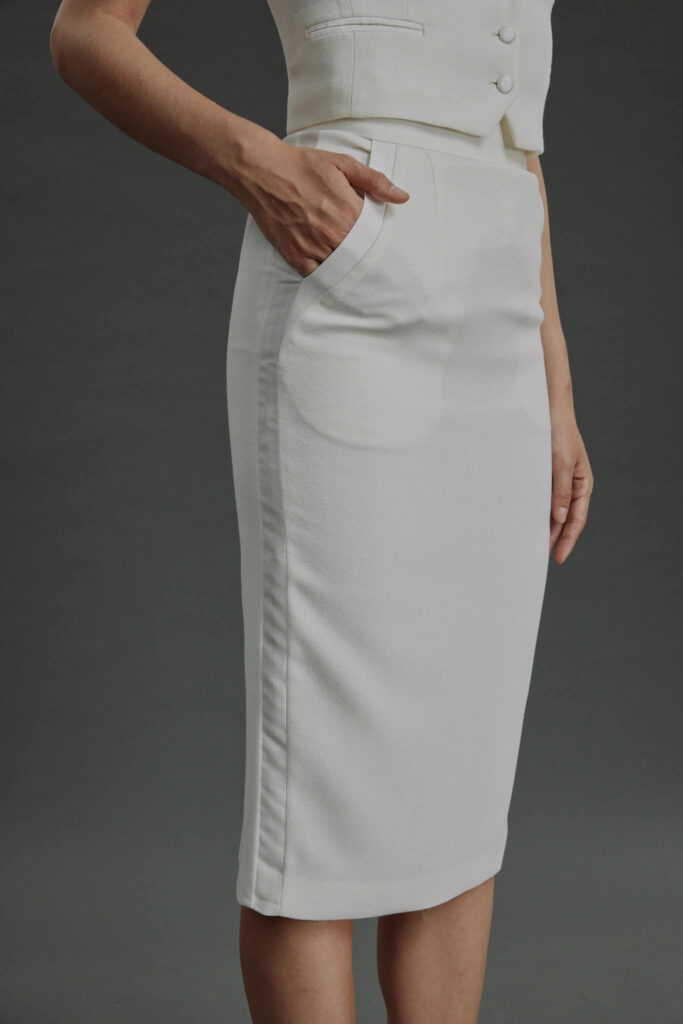 Almeirim – Limited Edition Skirt – Pencil skirt in wool crepe25511