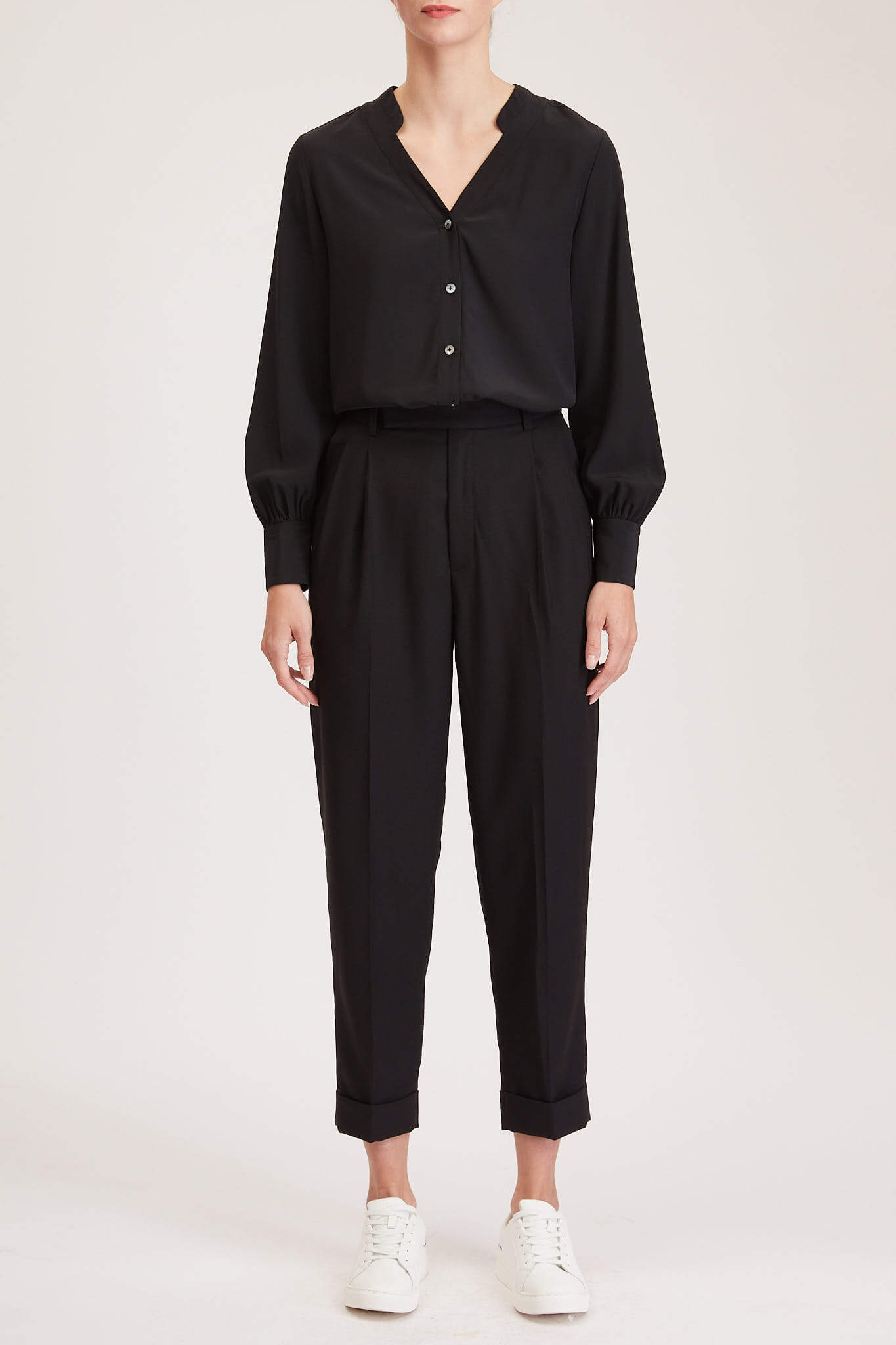 Southampton Trouser – High waisted pleated trousers in black crepe