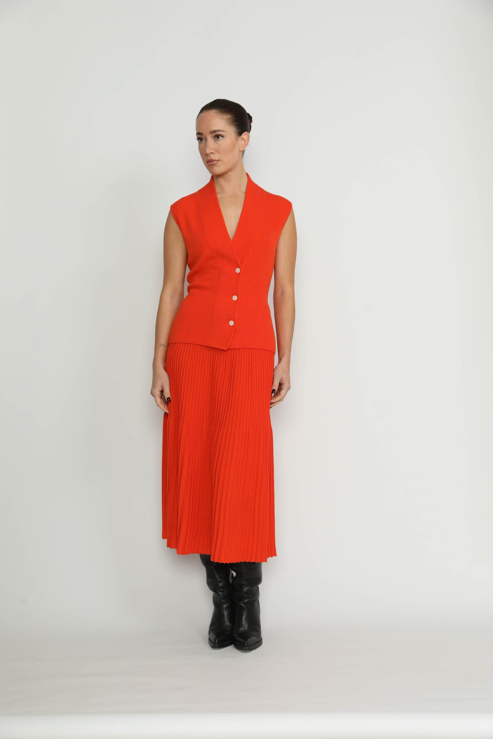 Altdorf Skirt – Altdorf Orange Pleated Knit Skirt
